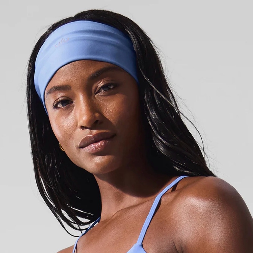 Alo Yoga Crystal Blue Headband NWT